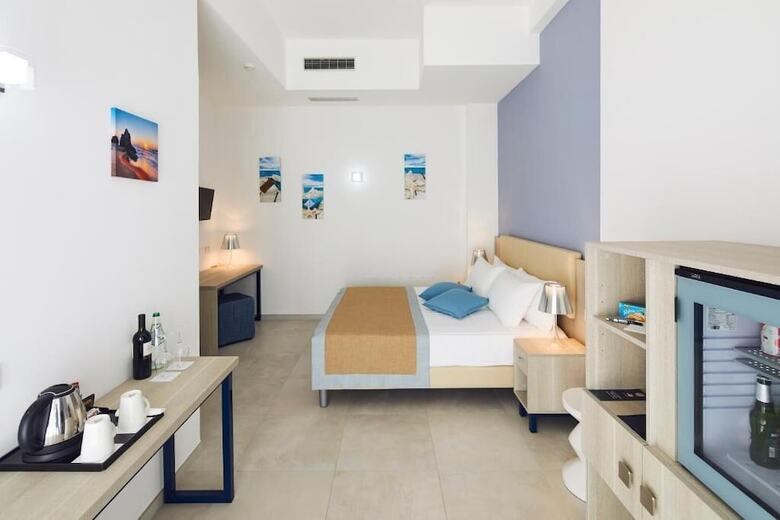 Tui Blue Tropea ? Baia Di Riaci Resort