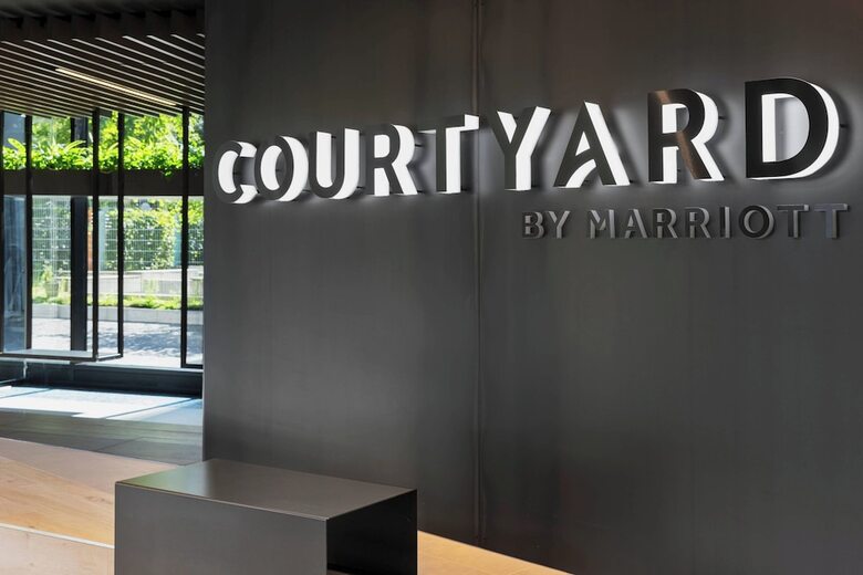 Hotel Courtyard By Marriott Freiburg