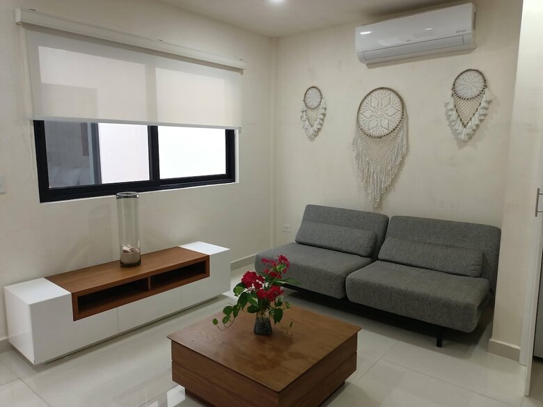 Polo 54 Downtown Apartments