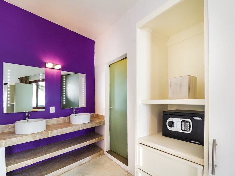 Cinco22 Hotel B&B