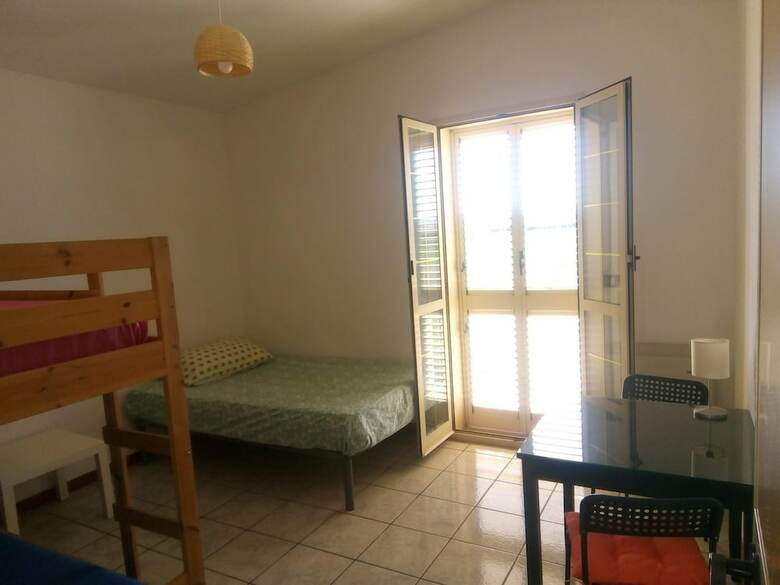 4 Seater Room For Rent With Private Bathroom And Wifi - Molise