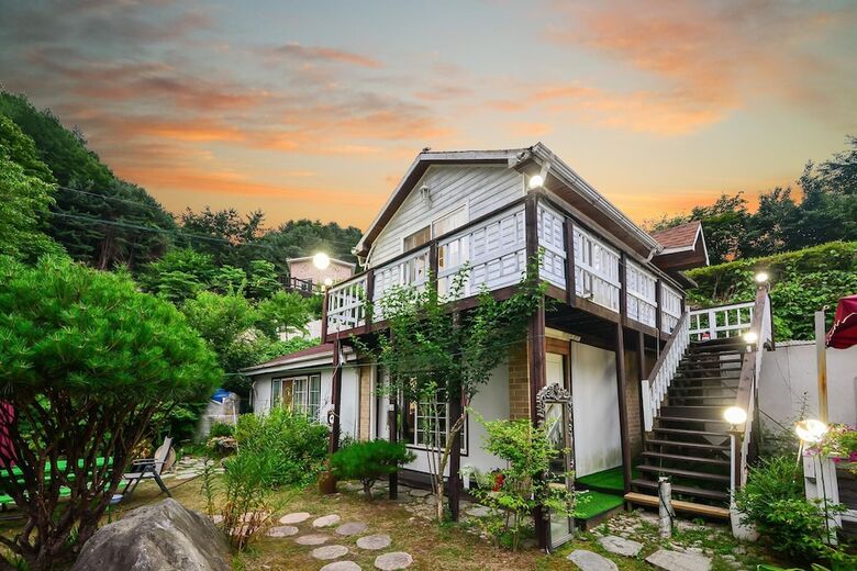 Gapyeong Kumegungjeon Pension