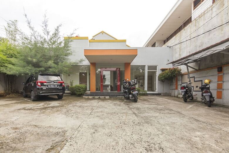 Hotel Koolkost Syariah @ Jalan Sisingamangaraja Semarang