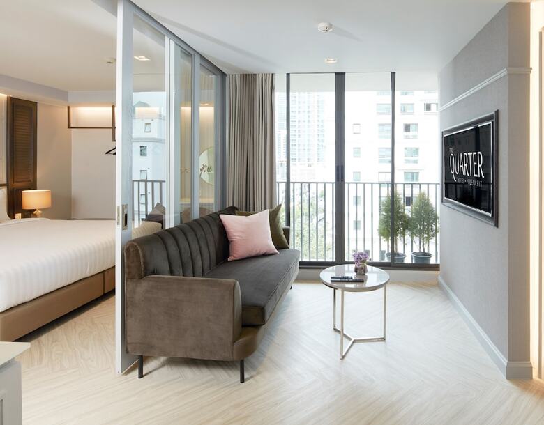 Hotel The Quarter Ploenchit By Uhg