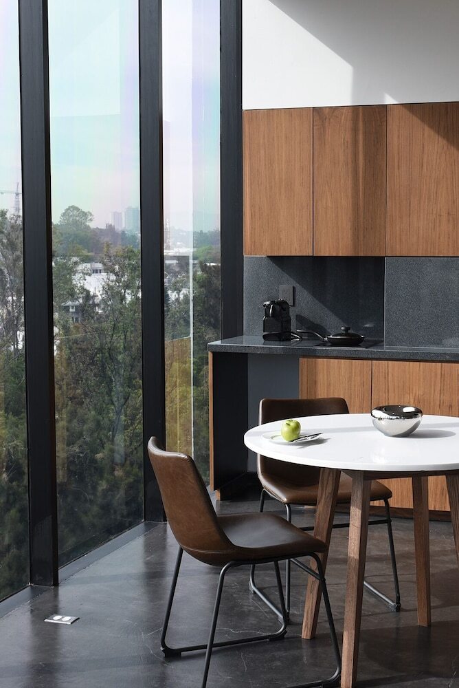 Hotel Suites Bq