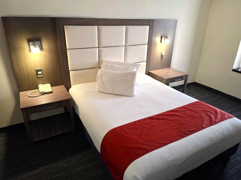 Hotel Alo Express