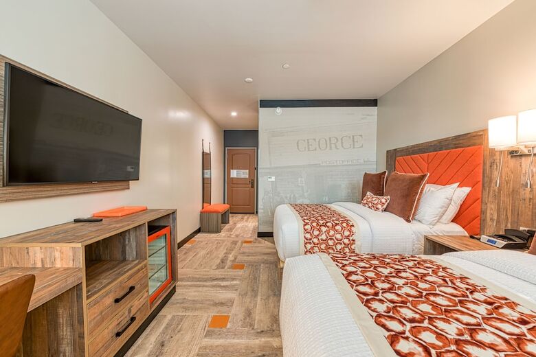 Hotel Lexen - Newhall