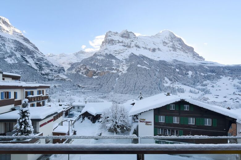 Hotel Eiger Mountain & Soul Resort