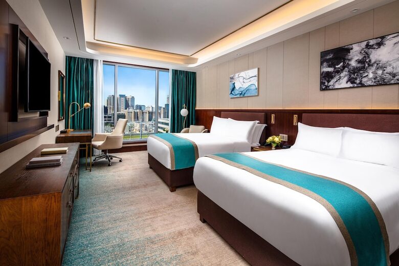 Blossom Hotel Houston, Curio Collection By Hilton