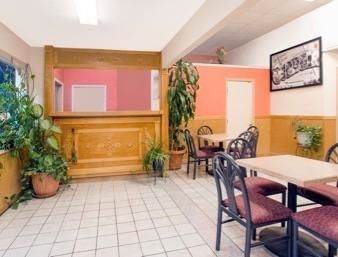 Motel Super 8 Darien