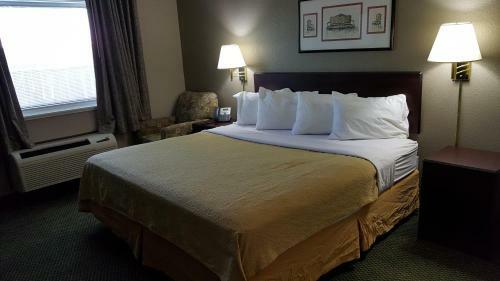 Motel Fairbridge Inn Express