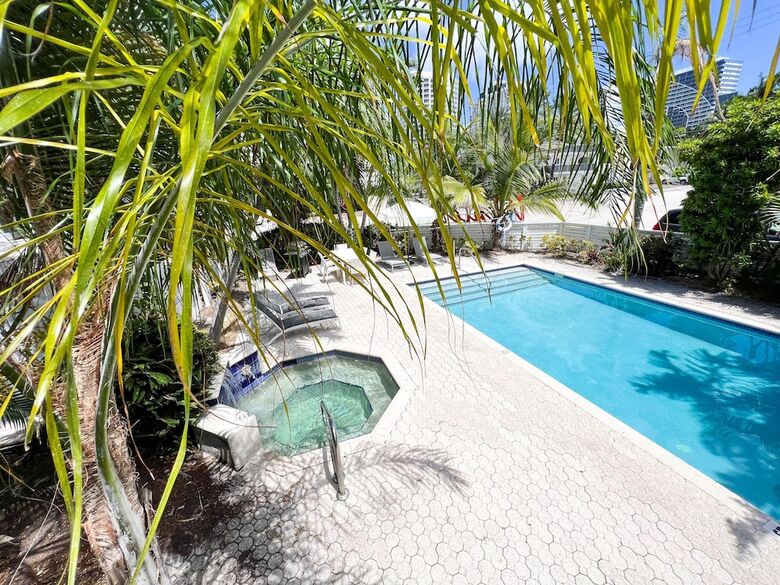 Winterset A North Beach Village Resort Hotel