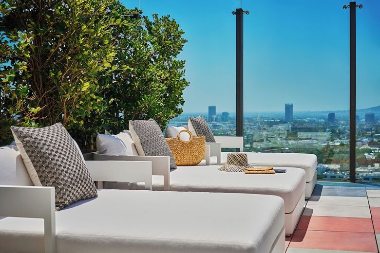 Hotel The Sun Rose West Hollywood