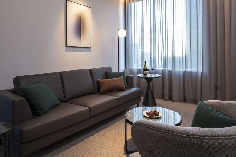 Next Hotel Melbourne, Curio Collection By Hilton