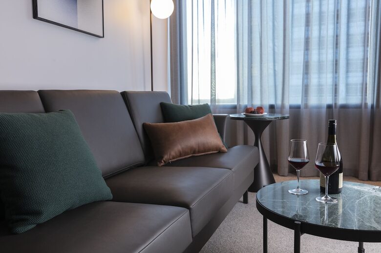 Next Hotel Melbourne, Curio Collection By Hilton