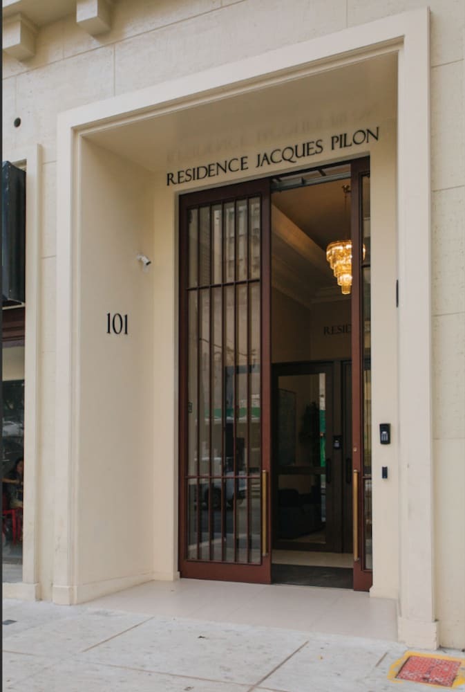 Apartamentos Jacques Pilon Residence