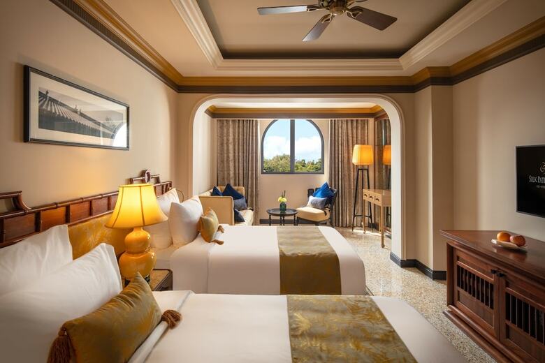 Silk Path Grand Hue Hotel