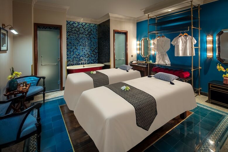 Silk Path Grand Hue Hotel