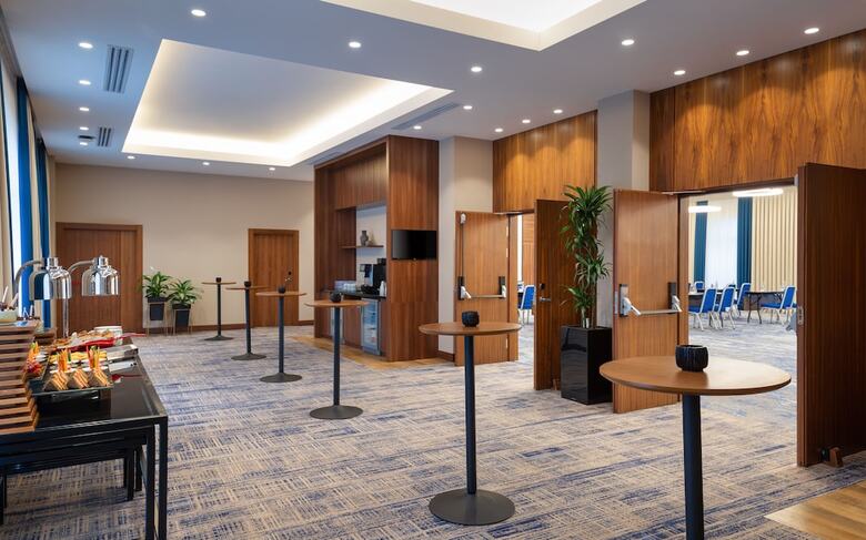 Hotel Courtyard By Marriott Tashkent