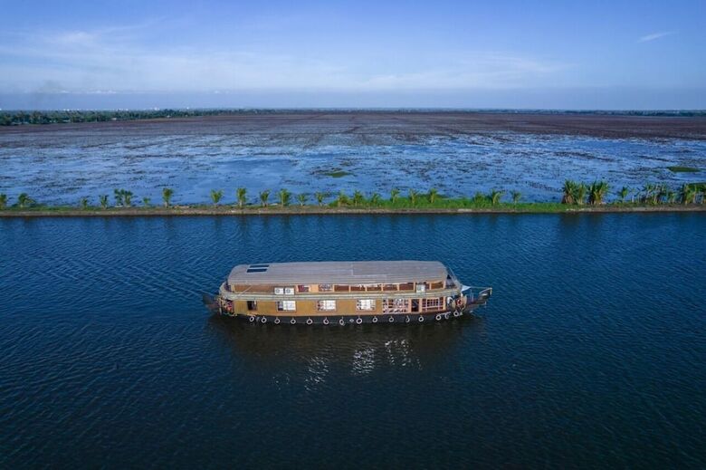Hotel Coco Houseboat