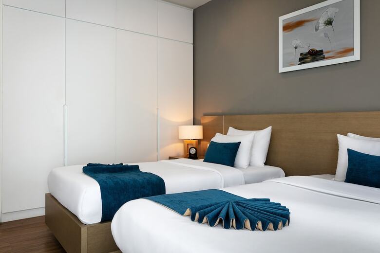 Hotel La Batisse Resort Halong