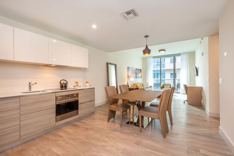 Private Luxury Condos At Costa Hollywood