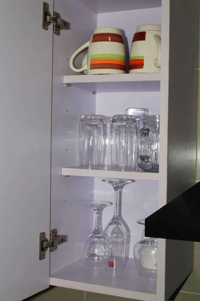 Aparthotel James East Legon Piece