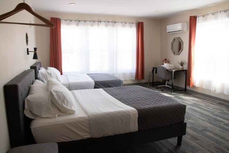 The Marquette Hotel