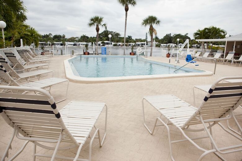 Lake San Marino Rv Resort
