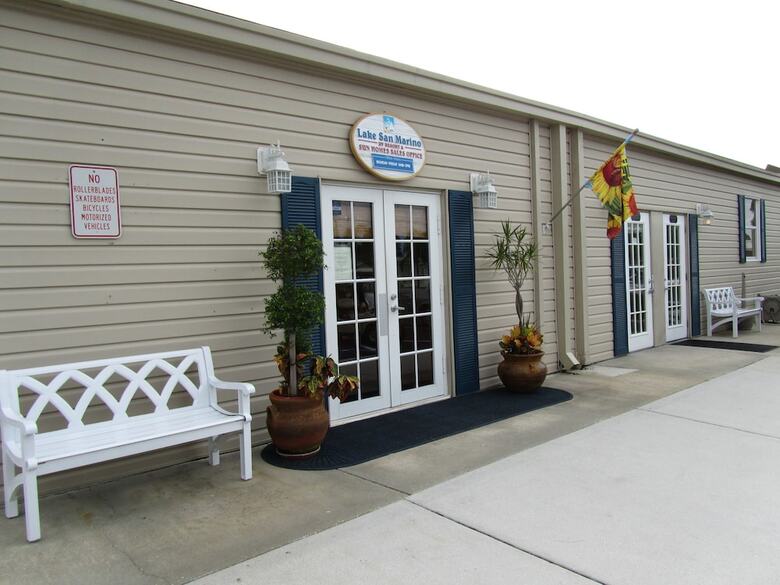 Lake San Marino Rv Resort