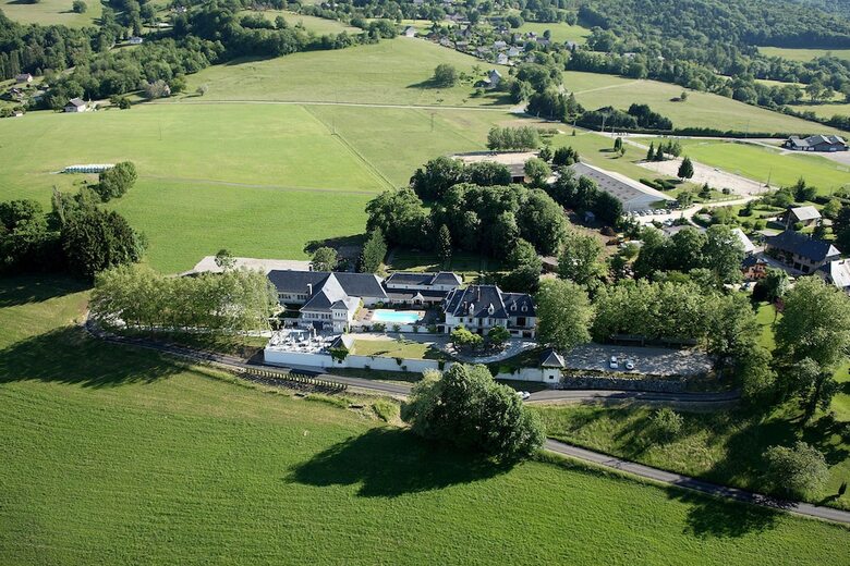 Hotel Domaine Des Saints P�res
