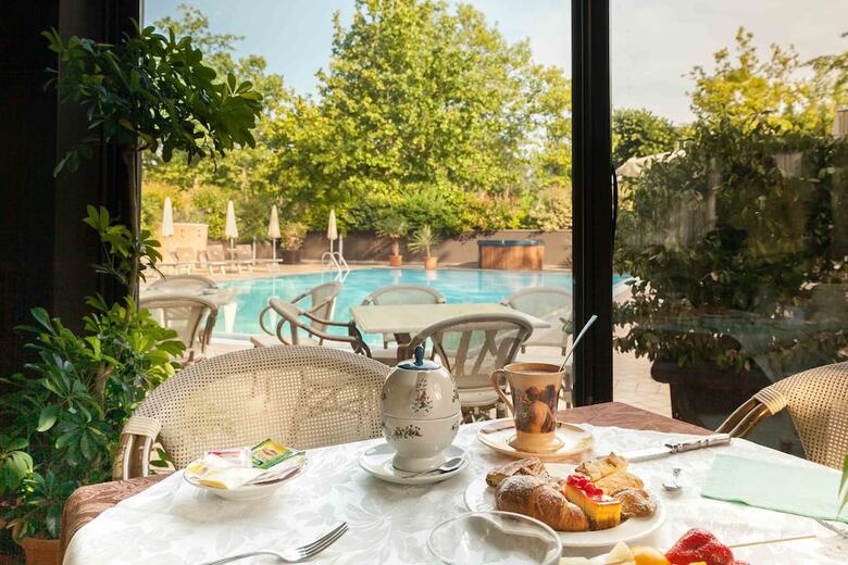 Alexia Palace Hotel Residence