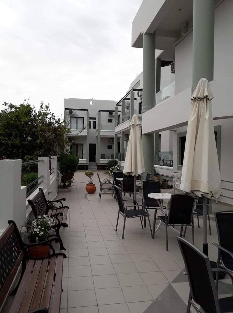 Ilias Apartments