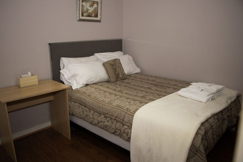 Hotel St Lawrence Residences And Suites