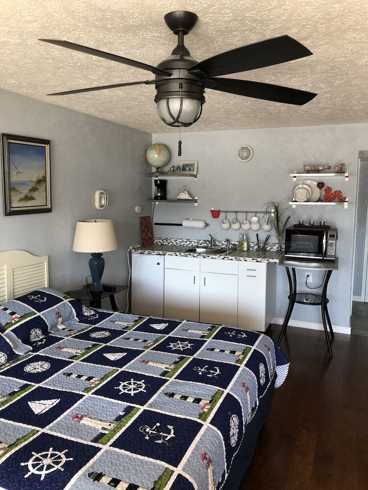 Capri Beach Hotel