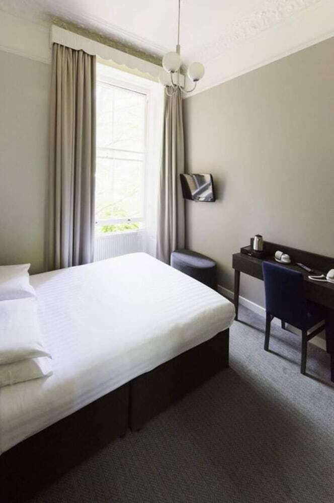 Garden Court Hotel