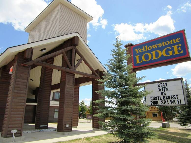 Hotel Yellowstone Lodge