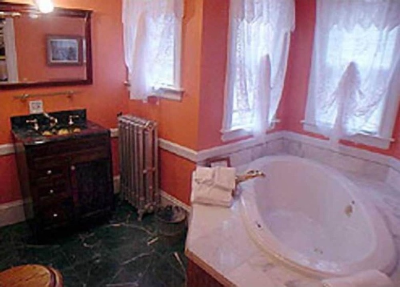 Bed & Breakfast The Charles Newhall House