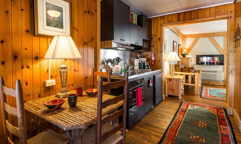 Hotel Hemlock Inn