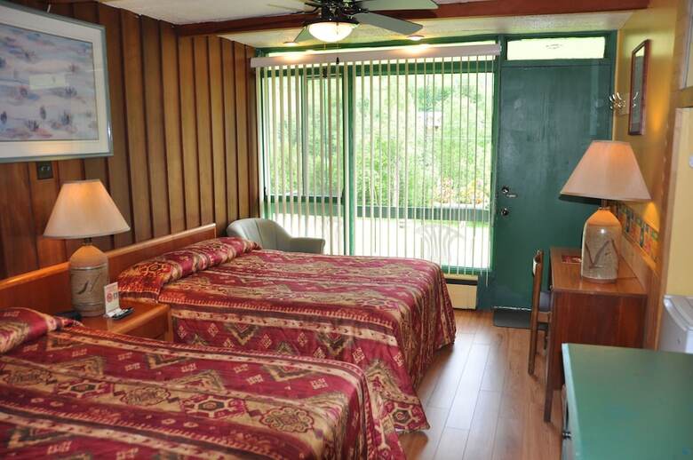 Hotel-motel Le Boise Du Lac