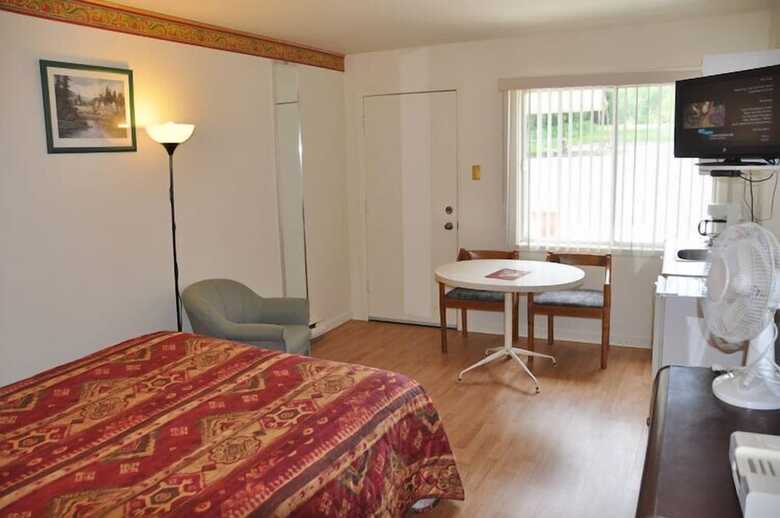 Hotel-motel Le Boise Du Lac
