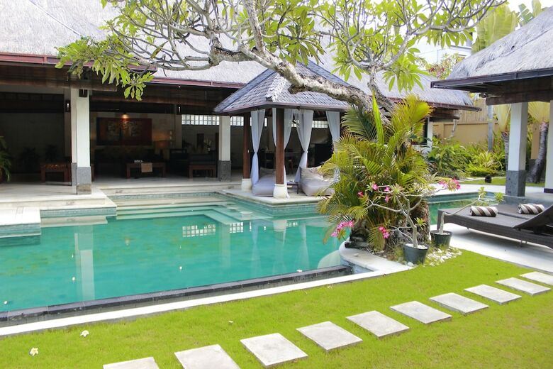 The Maya Seminyak Villas