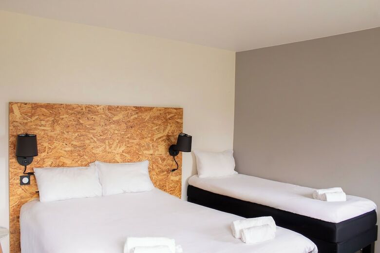 Hotel H�tel Les Gen�ts Bayonne