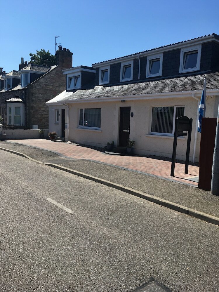 Silverstrands Guest House