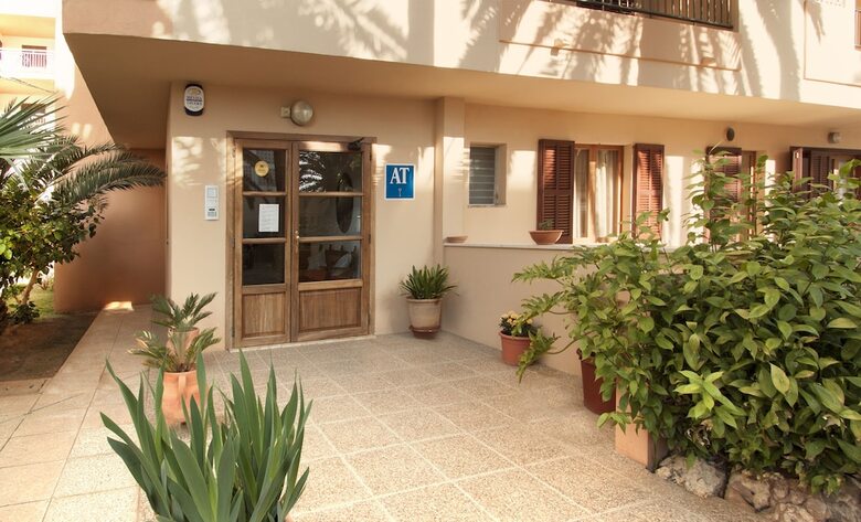 Aparthotel Apartamentos Alamos