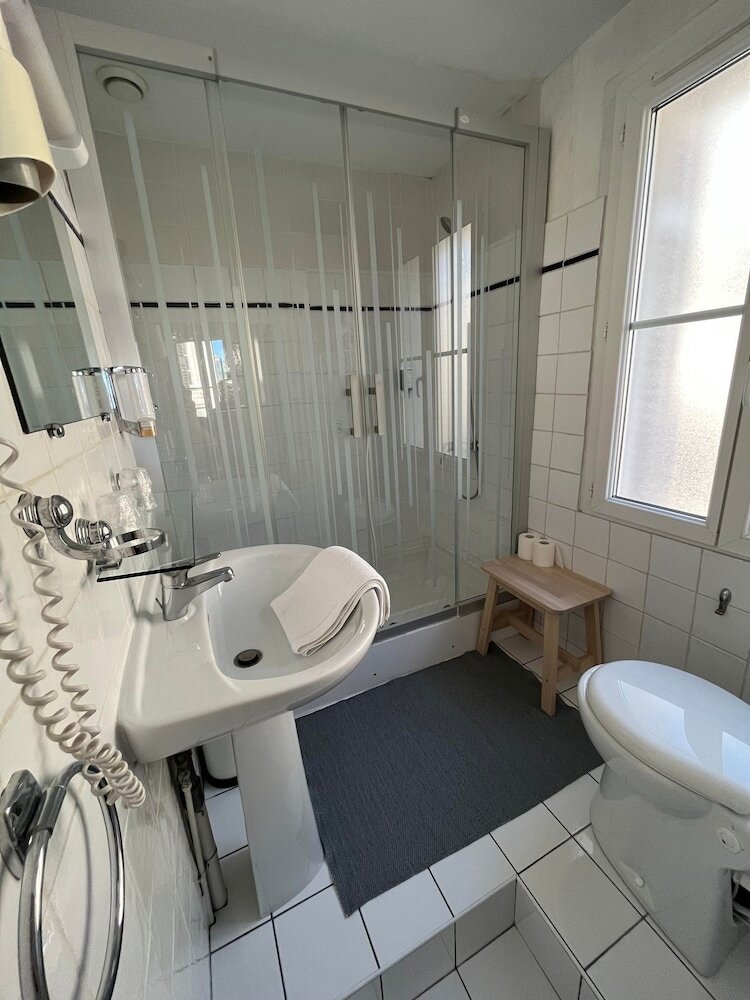 Hotel Des Grands Hommes - Bordeaux Centre