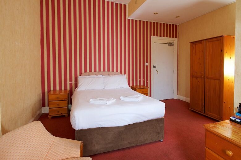 Glendevon Hotel
