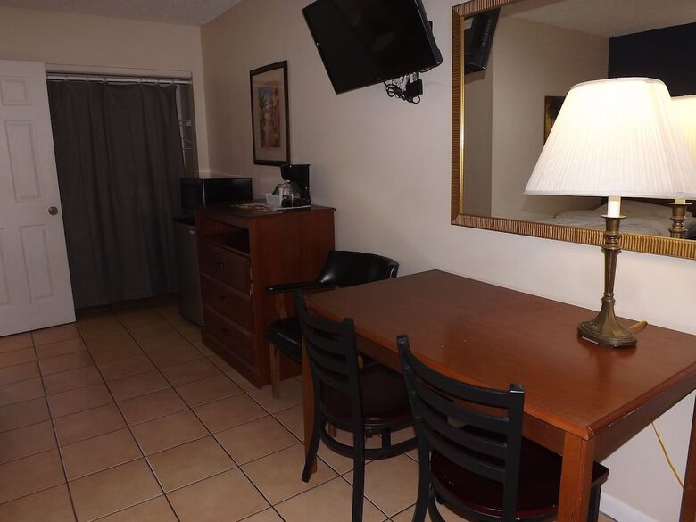 Motel Palm Breeze Hotel