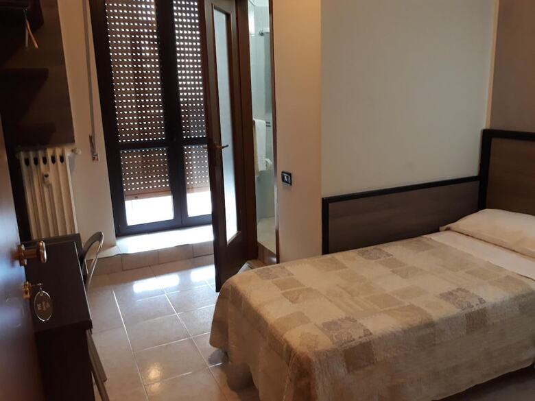 Hotel Salus