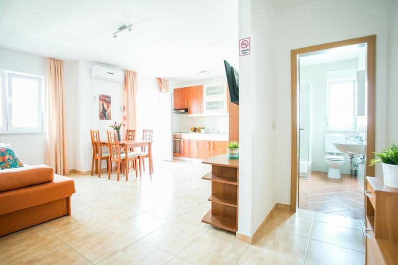 Apartments Bili